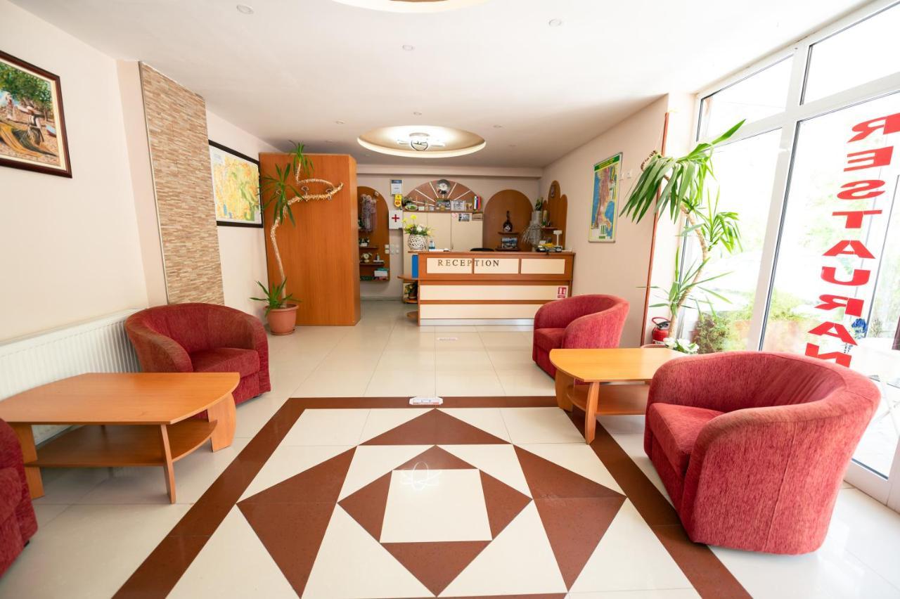 Hotel Holiday-M Ohrid Luaran gambar