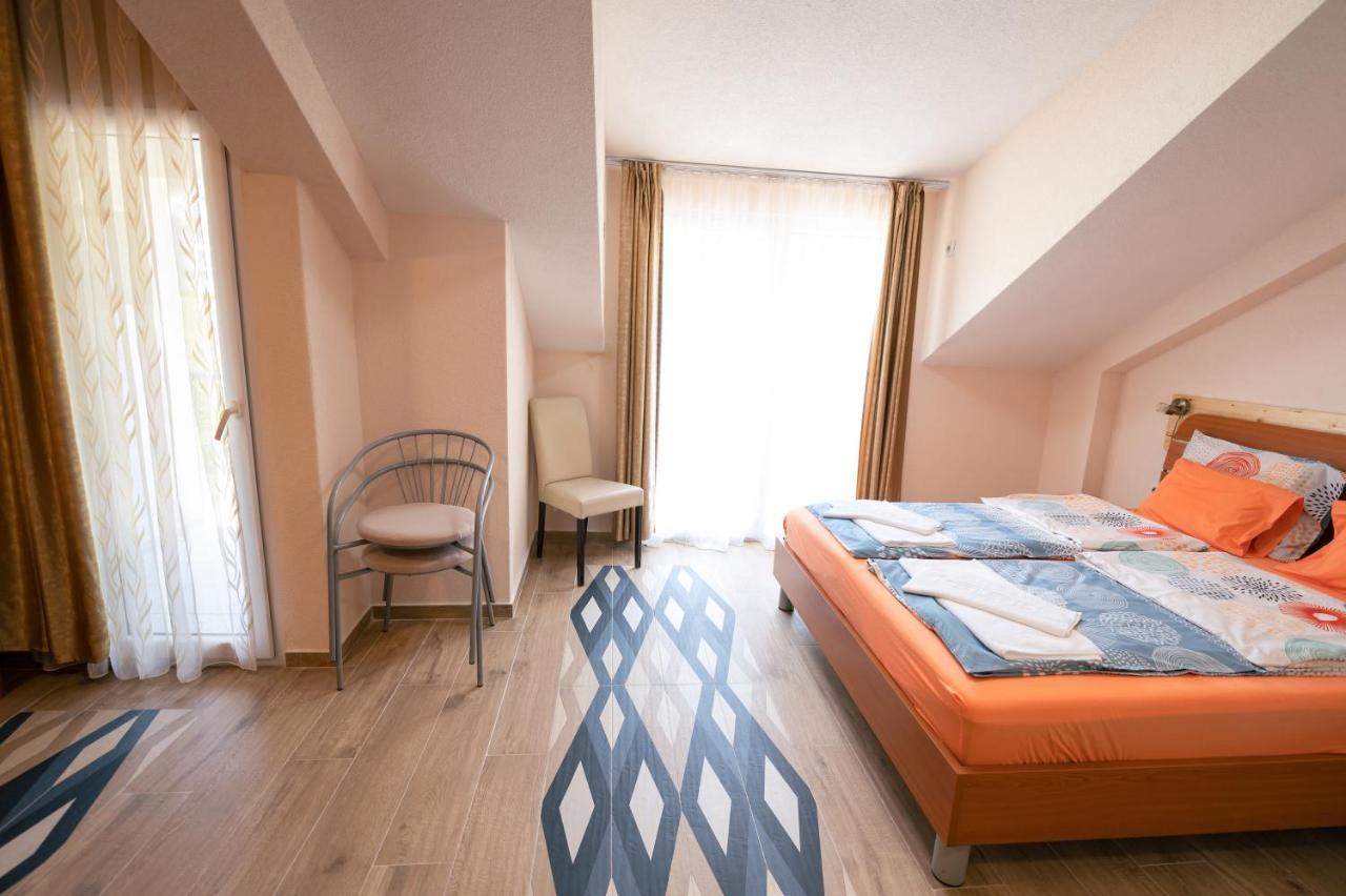 Hotel Holiday-M Ohrid Luaran gambar